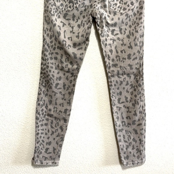 Current Elliot The Stiletto Grey Leopard Jeans - Picture 2 of 8